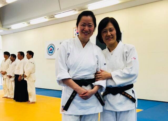 [칼럼] 屠龍之技 도룡지기