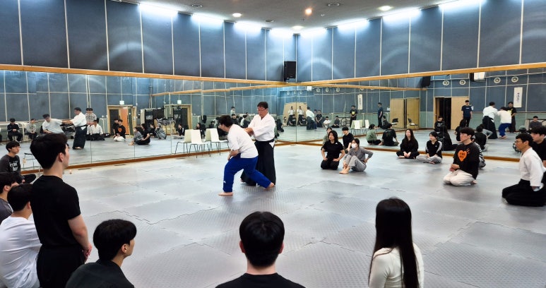 경희대학교 교양대학에서 합기도 강의